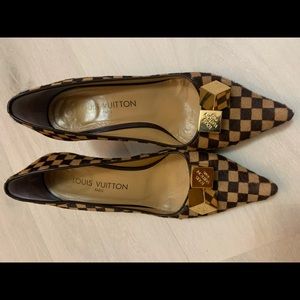 Authentic Vintage Damier Horsehair gold cubes